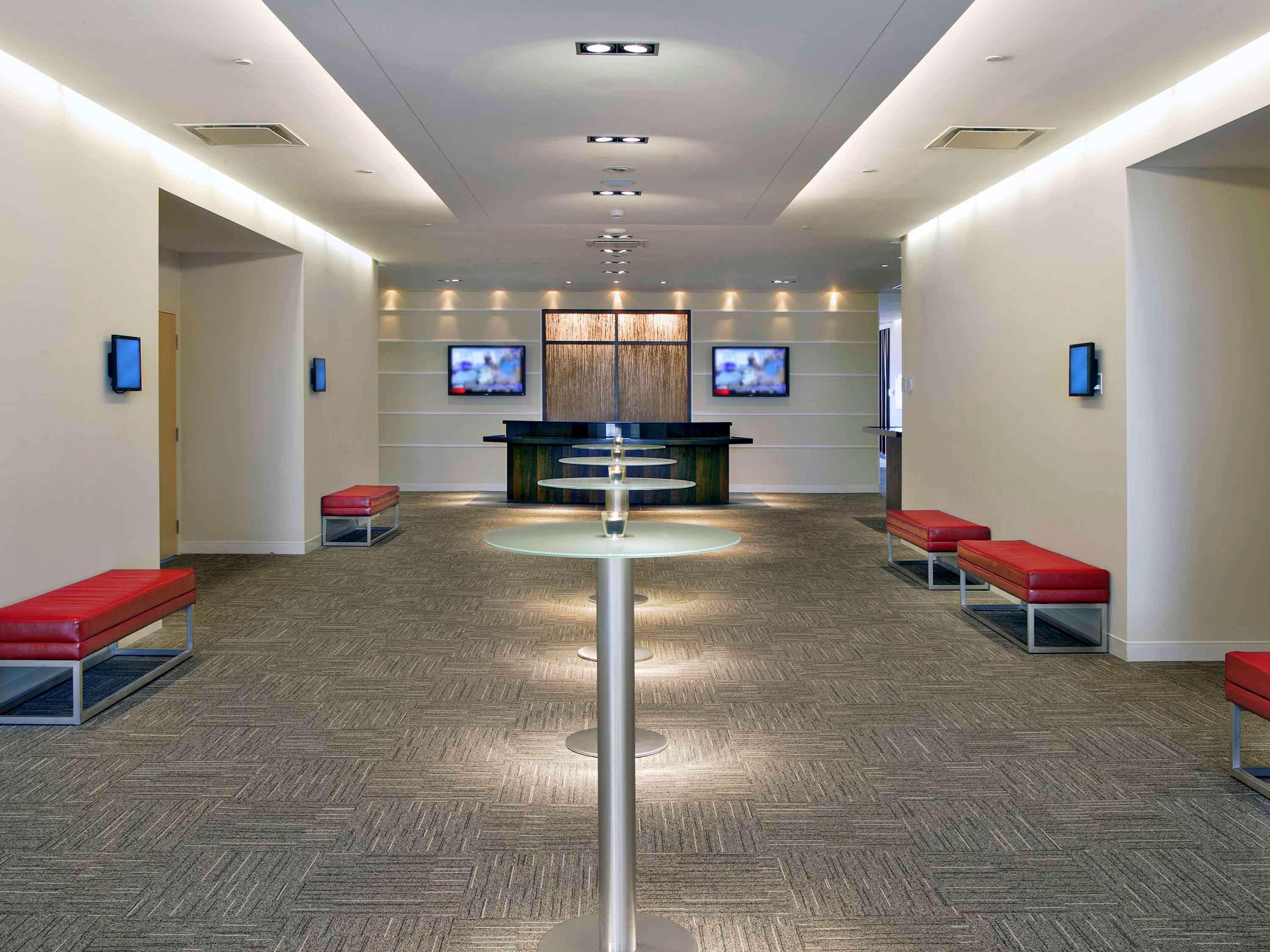 Novotel Montreal Aeroport Dorval Bagian luar foto