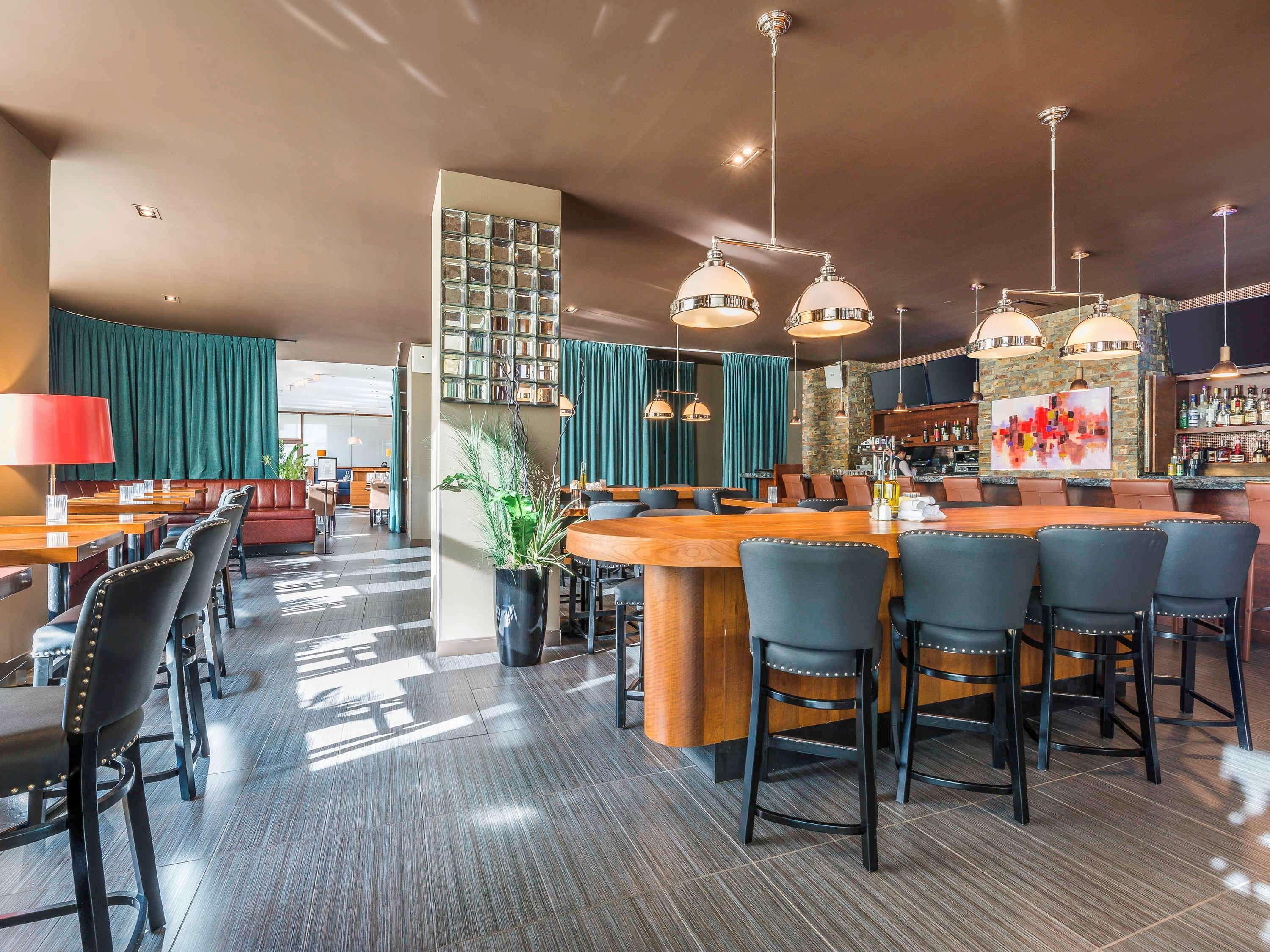 Novotel Montreal Aeroport Dorval Bagian luar foto